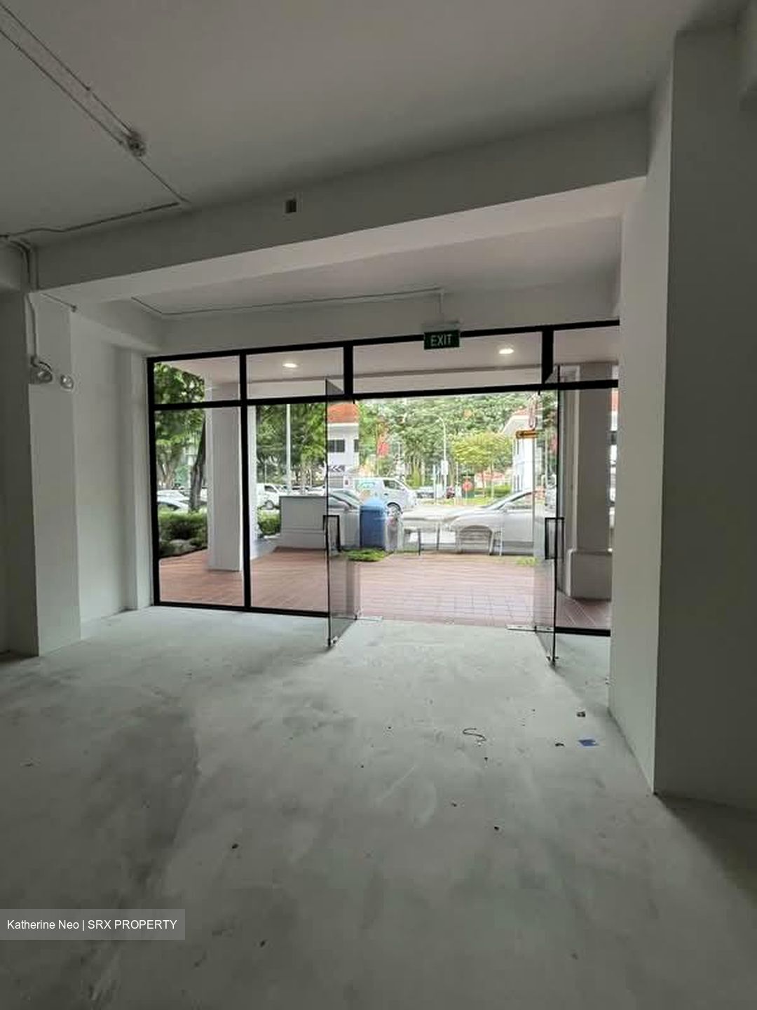 North Canal Road (D1), Office #563203221